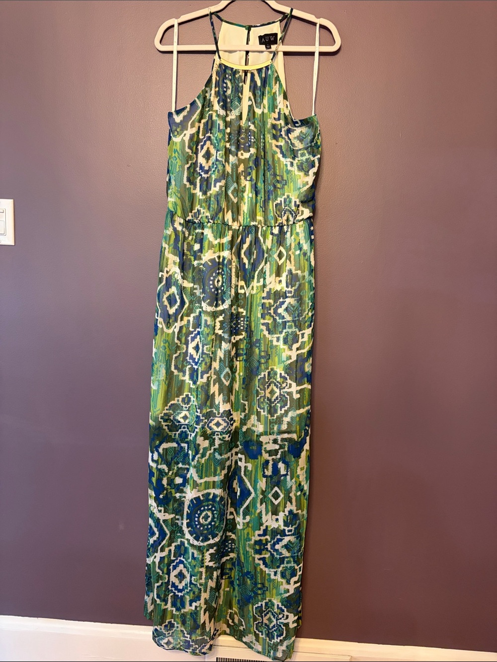 A U W Sleeveless Green Geometric Printed Halter Maxi Dress size Large